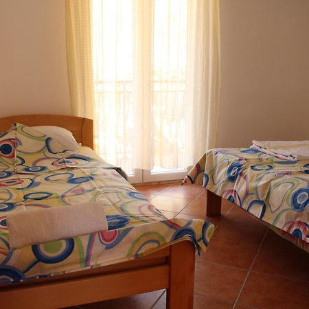 Apartments Todorovic Petrovac na moru Exterior foto